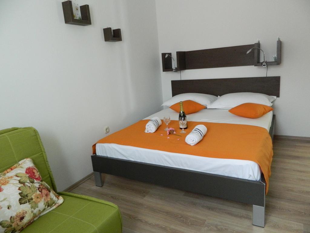 Apartmani Marinovic Подгора Экстерьер фото