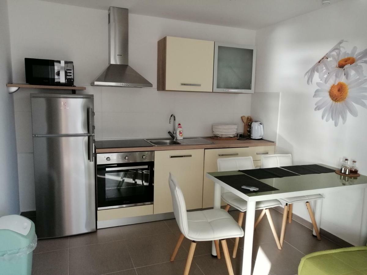 Apartmani Marinovic Подгора Экстерьер фото