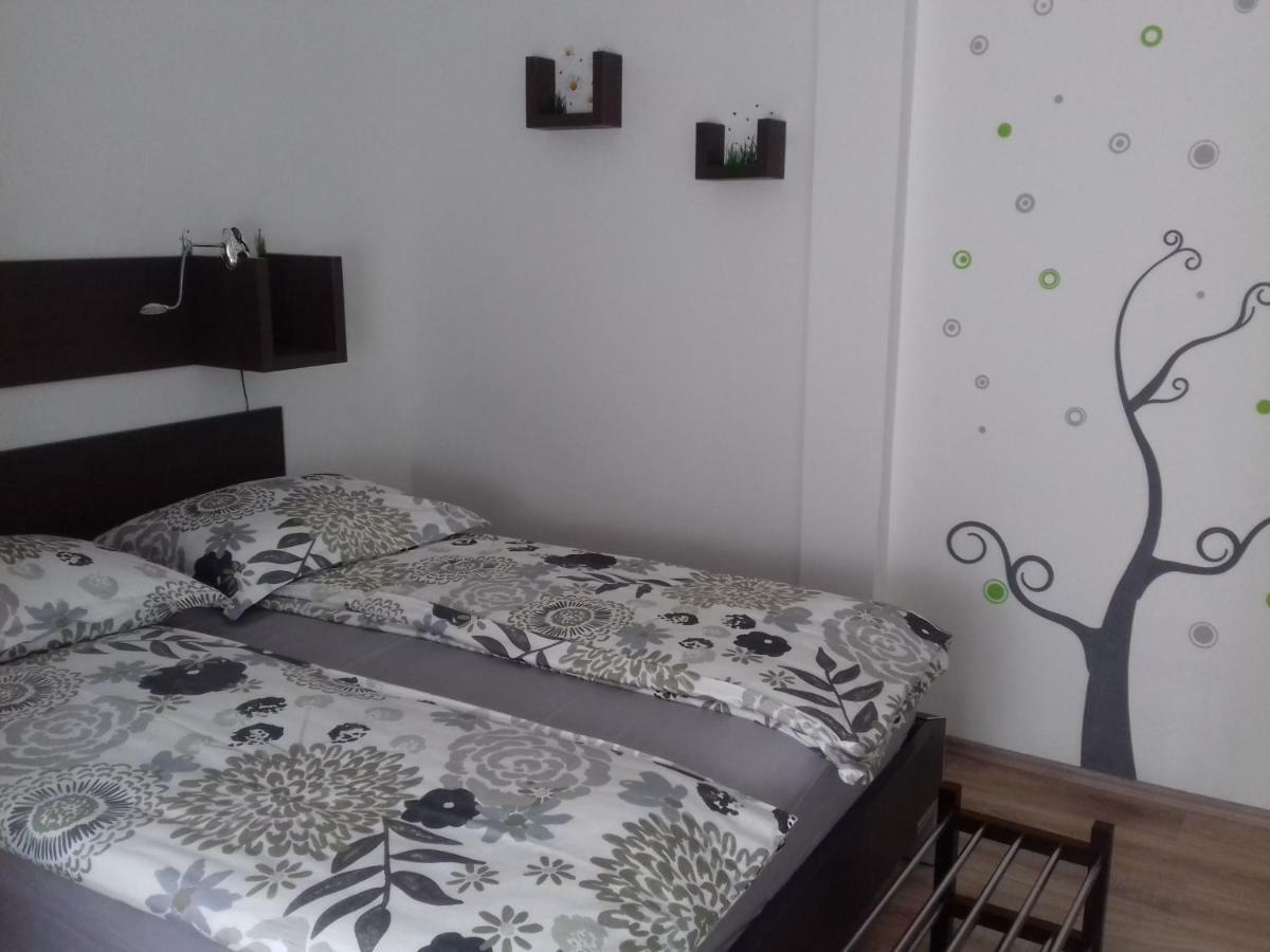 Apartmani Marinovic Подгора Экстерьер фото