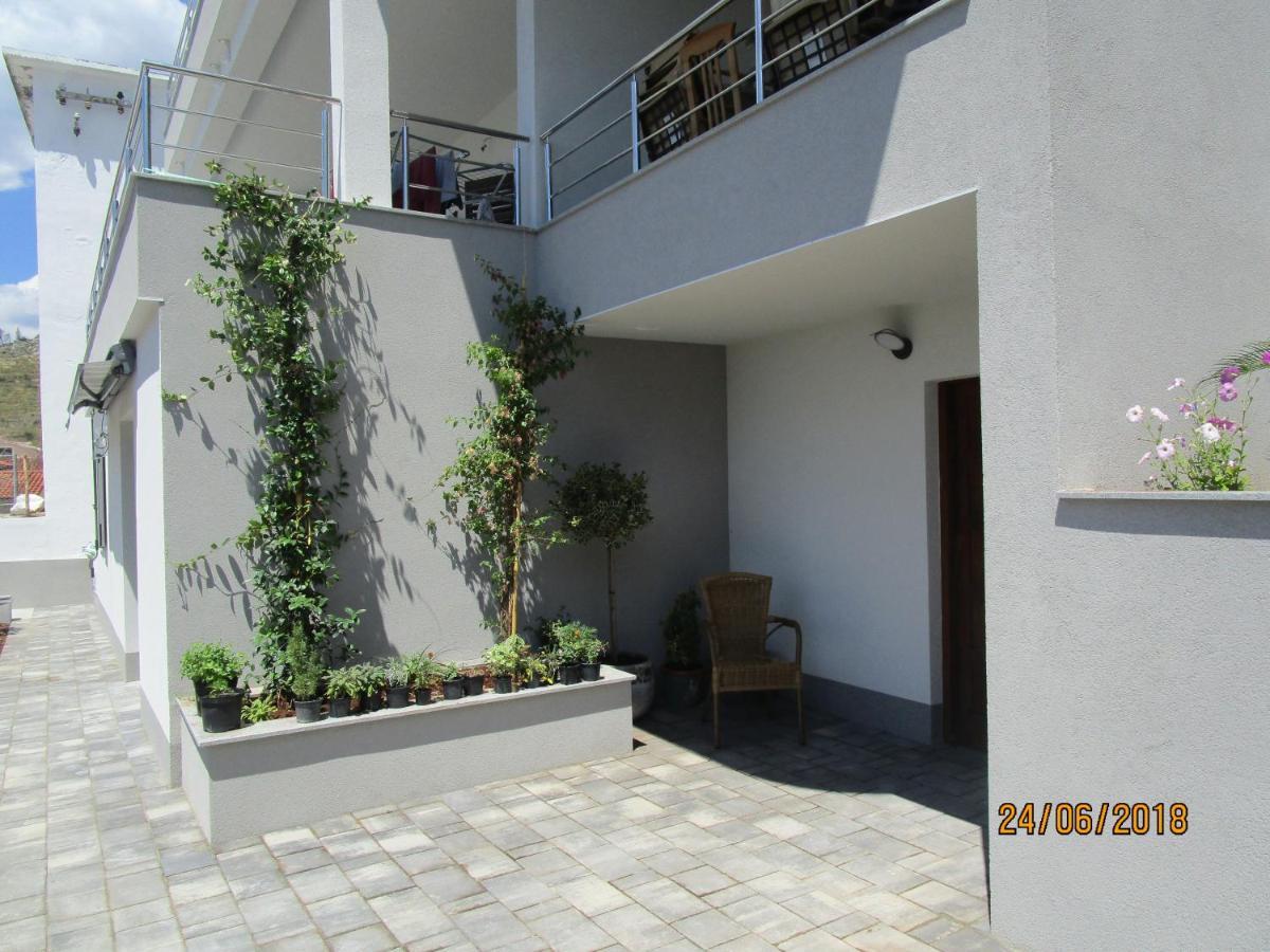 Apartmani Marinovic Подгора Экстерьер фото